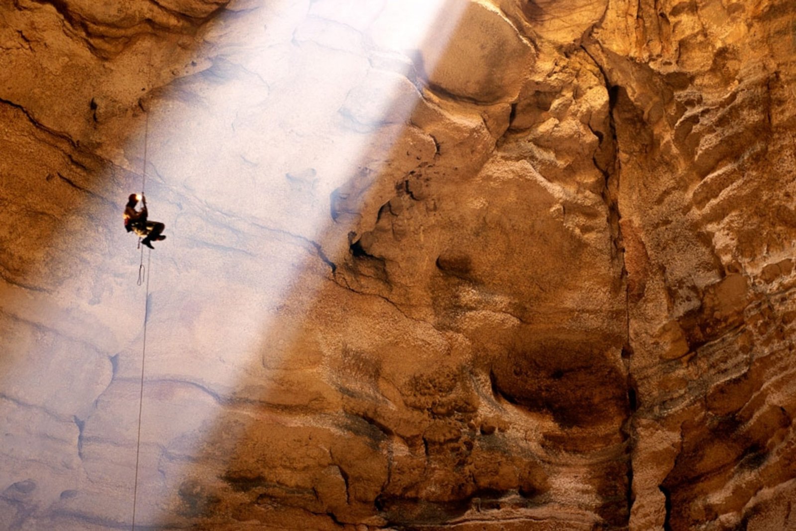 Majlis Al Jinn Cave - 5