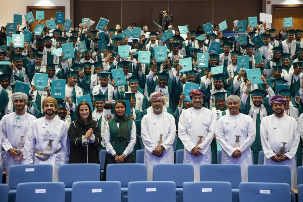 Celebrating the Graduation
                                                                        of Midhyaf