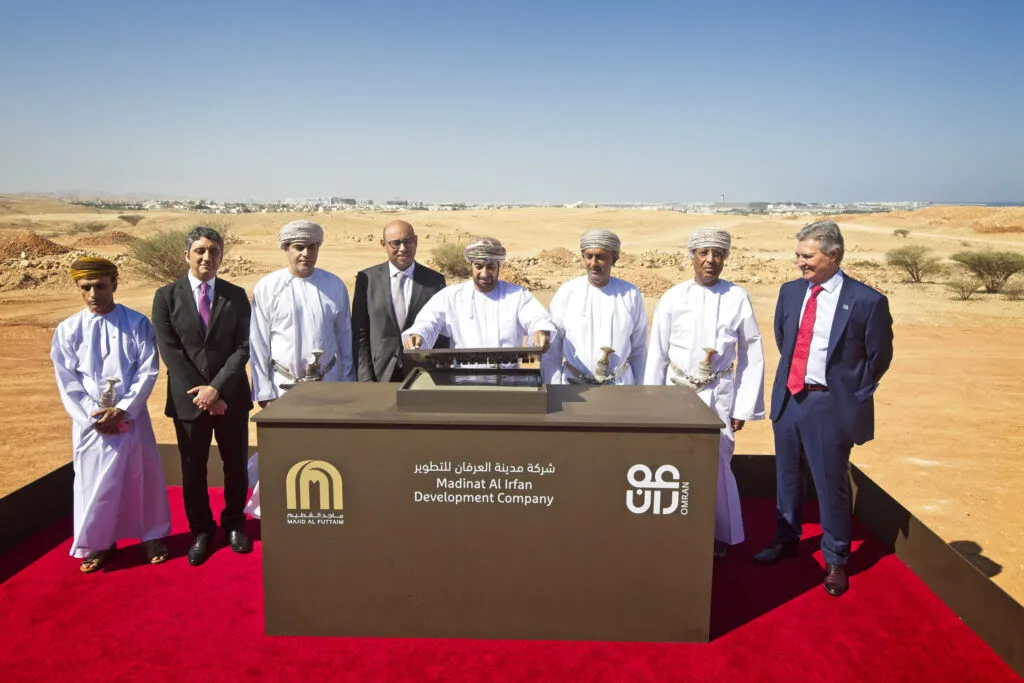 OMRAN Group & Majid Al
                                                                        Futtaim lay the foundation
                                                                        stone of Madinat Al Irfan
                                                                        (West)